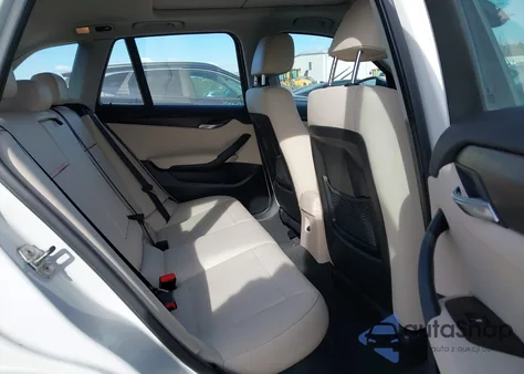 2015 BMW X1 xDrive28I из США, поврежденный, VIN WBAVL1C50FVY41397